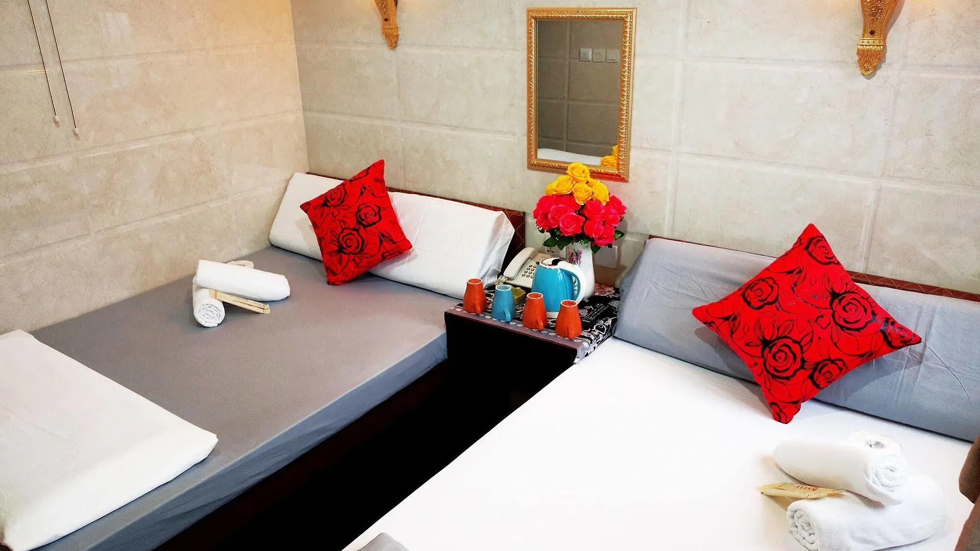 Dhillon Hotel -Guest House & Hostel Hong Kong